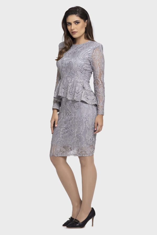 Elegant Lace Peplum Dress - Image 3